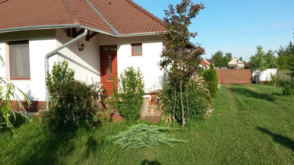Cserkei Nyaralo Cserkeszolo Bilik gambar